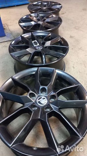 Skoda R18 (12) оригинал