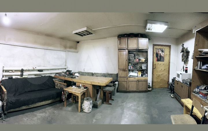 Гараж, > 30 м²