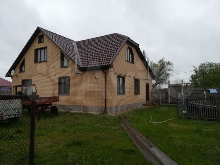 Коттедж 184 м² на участке 45 сот.