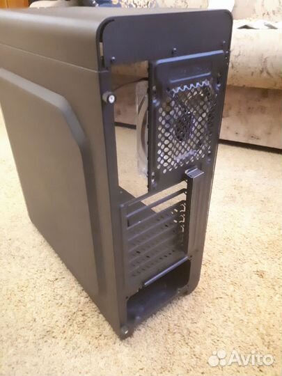 Корпус Zalman i3