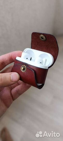 Чехол на airpods из кожи