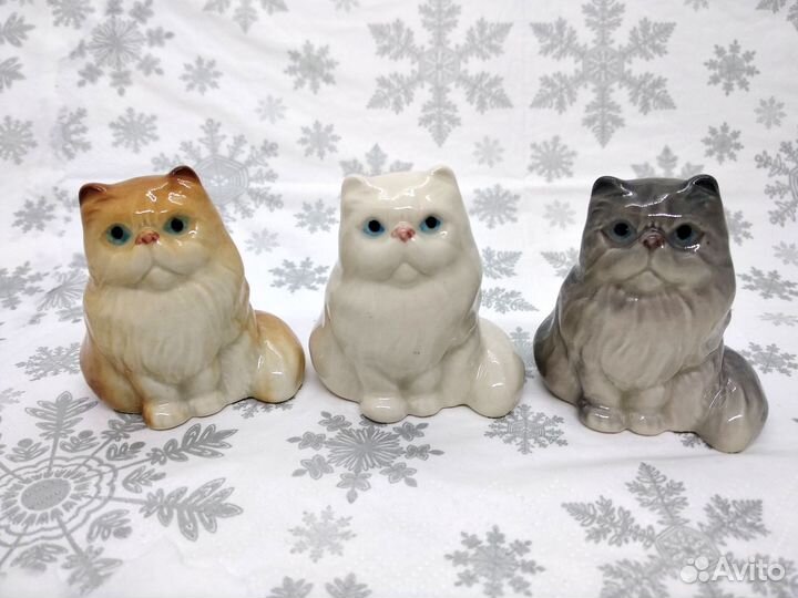 Фарфоровая фигурка 