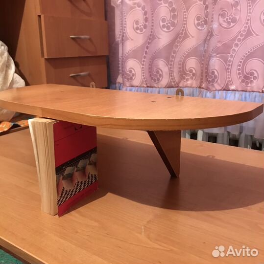 Полка настенная под цветы