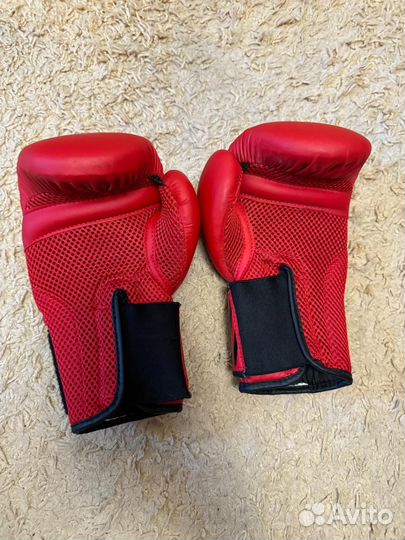 Детская боксерская груша с перчатками