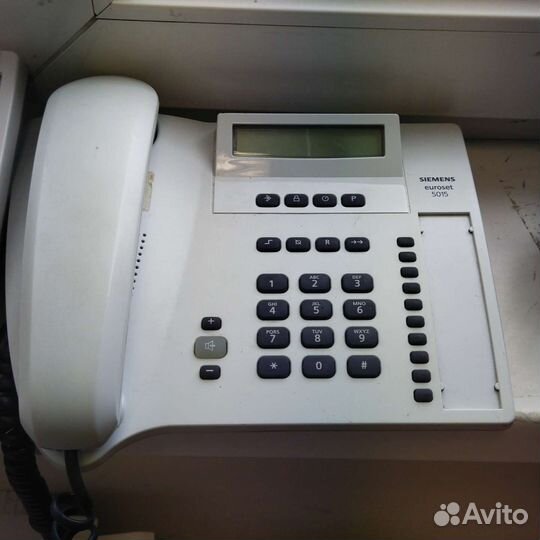 Телефон кнопочный б/у