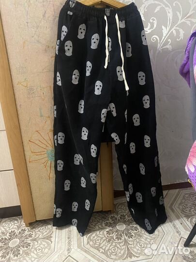 Штаны с балаклавами