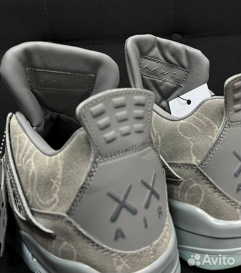 Уникальные кроссовки Nike Kaws, размеры 41-43