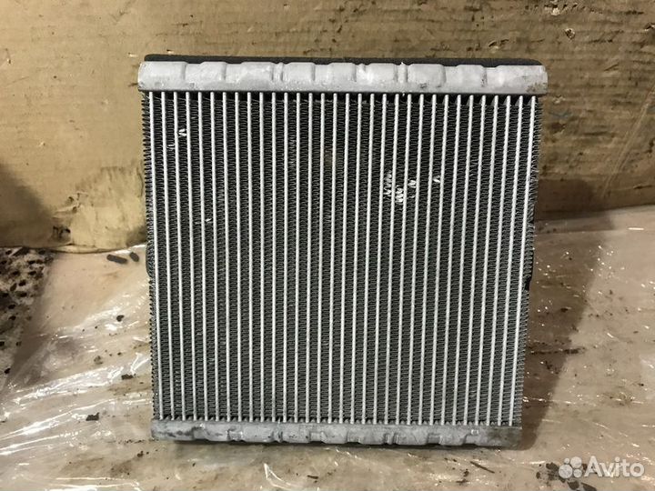 Радиатор кондиционера салонный Volkswagen CrossPol