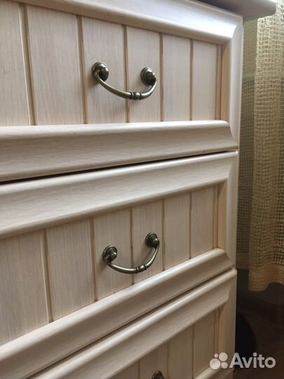 Письменный / компьютерный стол