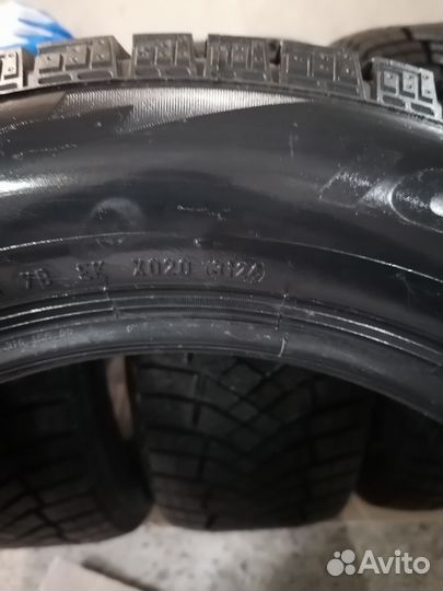 Pirelli Ice Zero FR 235/55 R17 101V