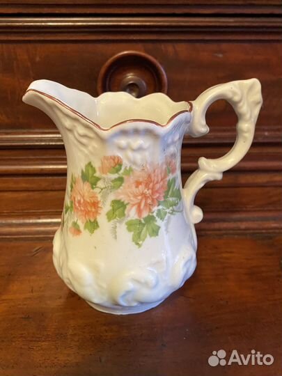 Винтажный молочник целый