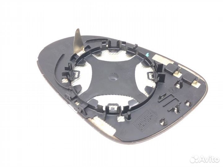 Зеркальный элемент правый Volkswagen Golf 6 2008