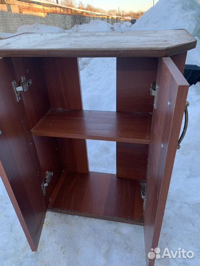 Тумбочка под аквариум