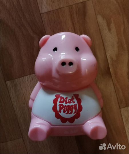 Шутка-прикол хрюшка-диетолог