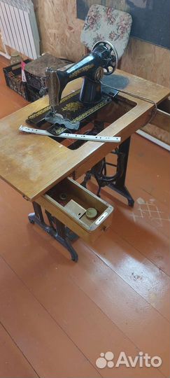 Станина швейной машины, швейная машина