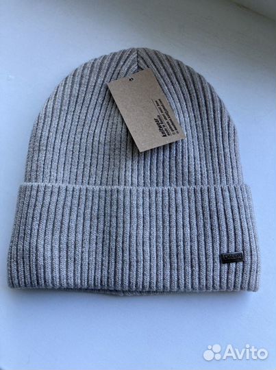 Шапка женская вязаная