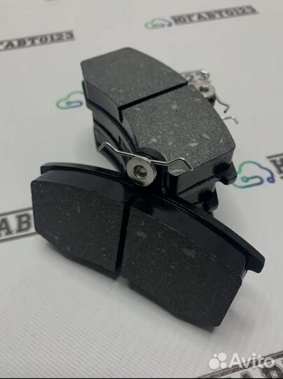 Тормозные колодки передние ваз