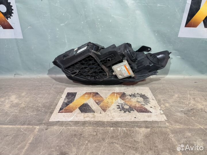 Лэнд Ровер Дискавэри Спорт 2015- Фара правая