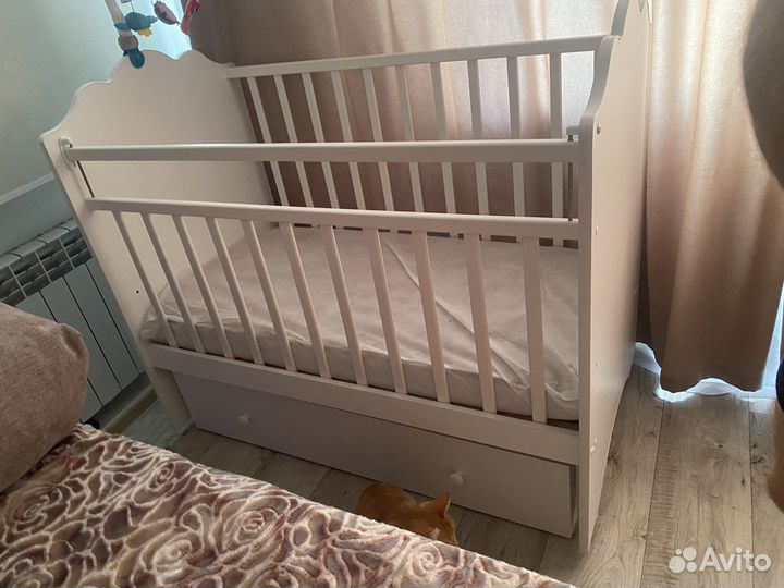 Детская кроватка