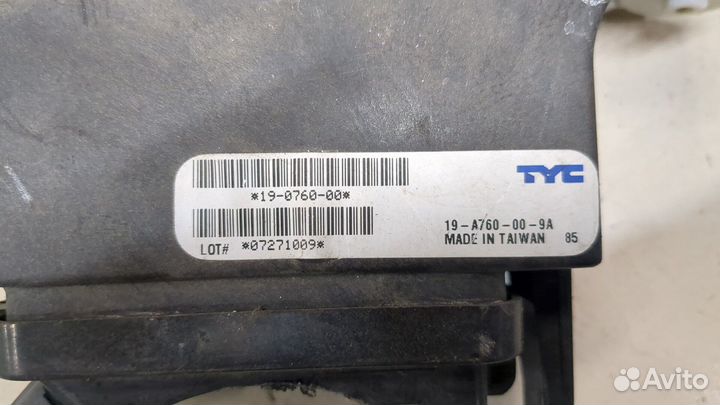 Фара противотуманная левая BMW 7 E38