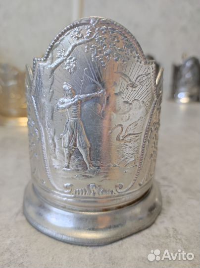 Подстаканники СССР, подсвечник, книги