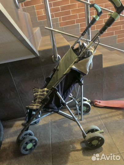 Коляска трость