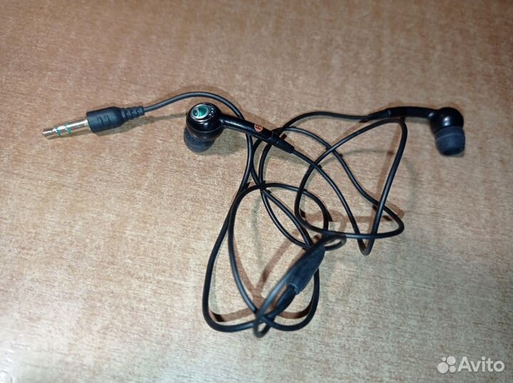 Наушники проводные Sony Ericsson