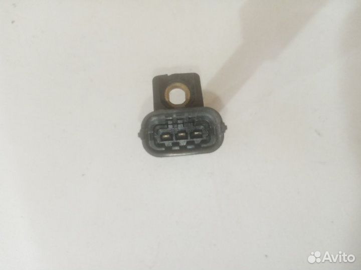 Датчик положения коленвала Mercedes C-Class W204