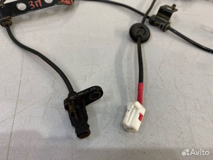 Датчик abs задний правый Kia Sportage SL G4NA 2014