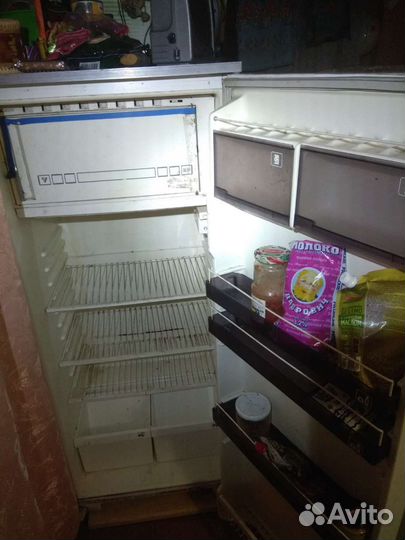 Холодильник полюс 10