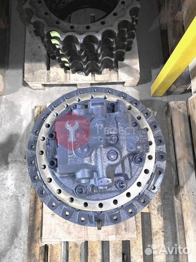 Бортовой редуктор EC140blcm SA8230-33470