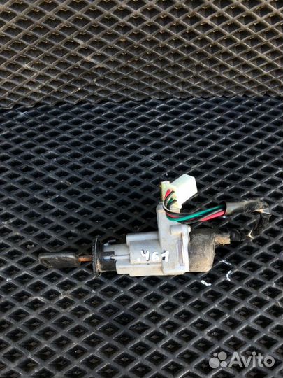 Замок зажигания Omaks Ry-8 50