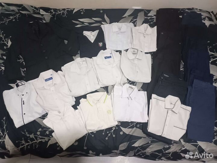 Школьные вещи на мальчика (брюки,рубашки,пиджак)