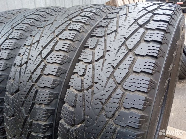 Nokian Tyres Hakkapeliitta LT2 235/85 R16