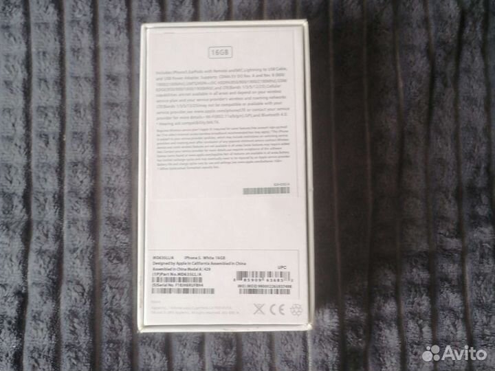 Телефон iPhone 5