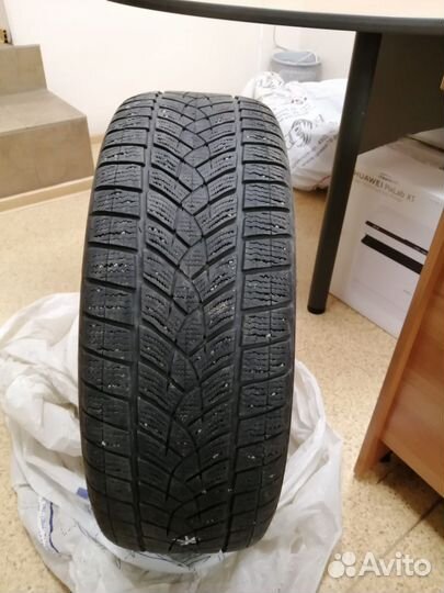 Goodyear UltraGrip Ice 225/55 R18