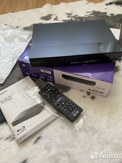 Blu-ray плеер sony BDP-S6500