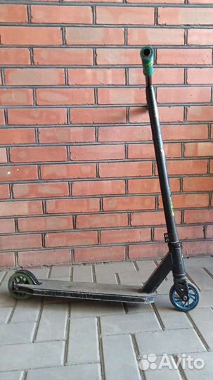 Трюковой самокат Duker 101