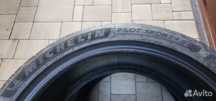 Michelin Pilot Sport 4 S 255/40 R20 и 285/35 R20 101Y