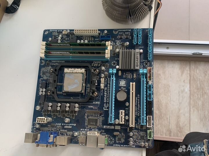 Материнская плата с процессором