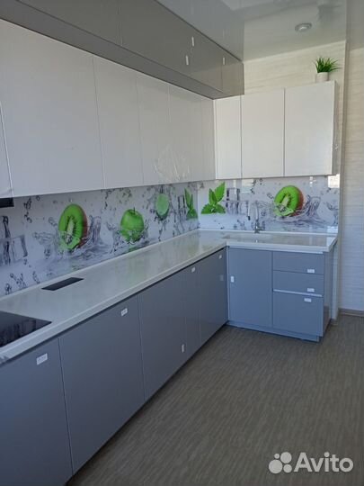 Кухонные гарнитуры