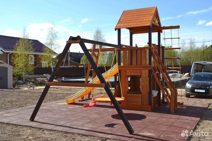 Детская площадки из дерева