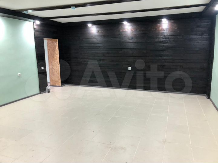 Свободного назначения, 100 м²