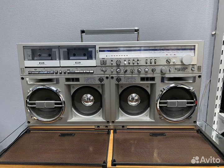 Sharp 777 super lux top excellent