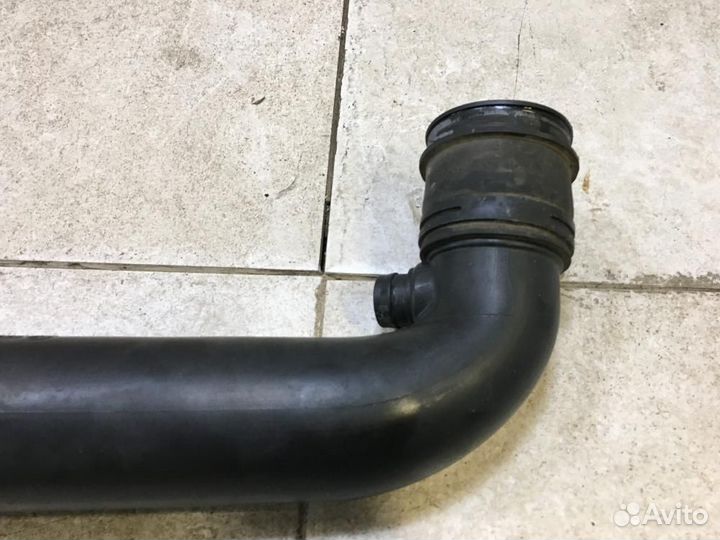 Патрубок воздушного фильтра Volkswagen Tiguan 5N1