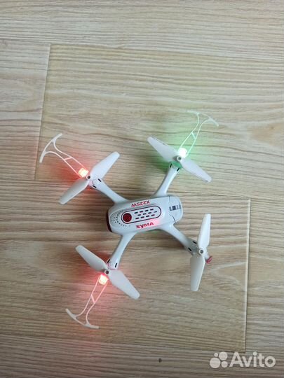 Квадрокоптер Syma X22sw