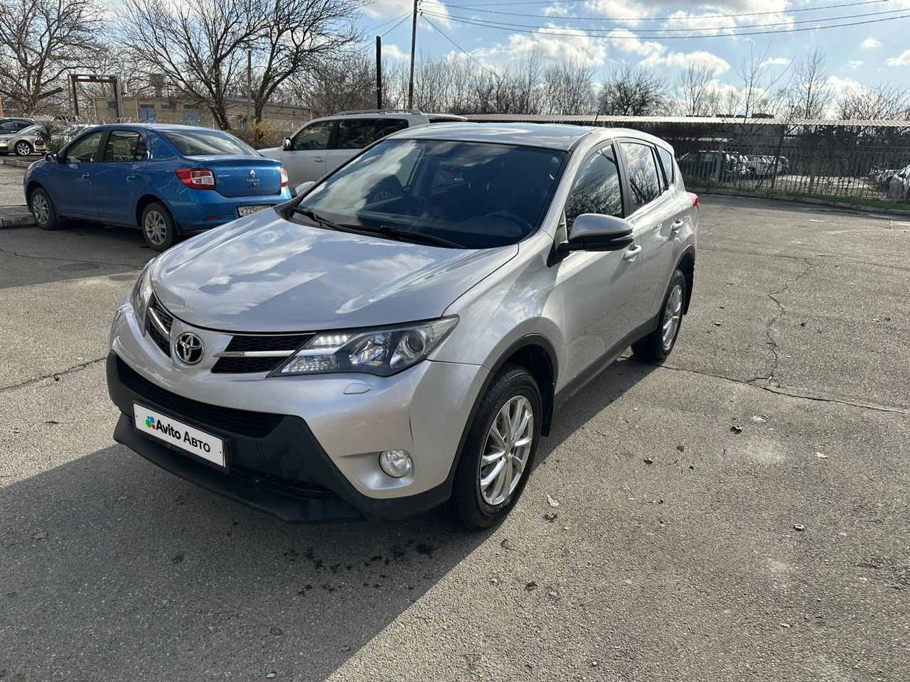 Toyota RAV4: фото владельца