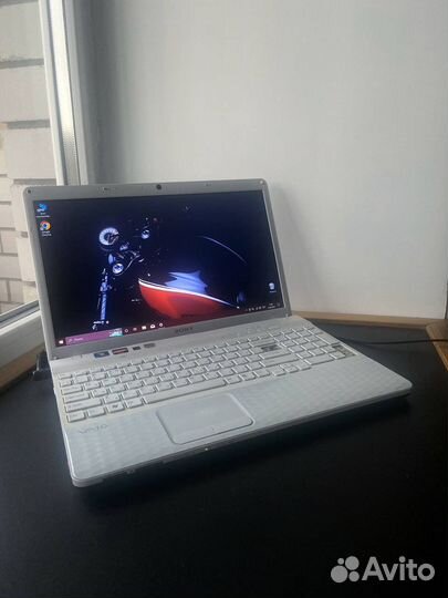 Нотбук Sony Vaio PCG-71C11V