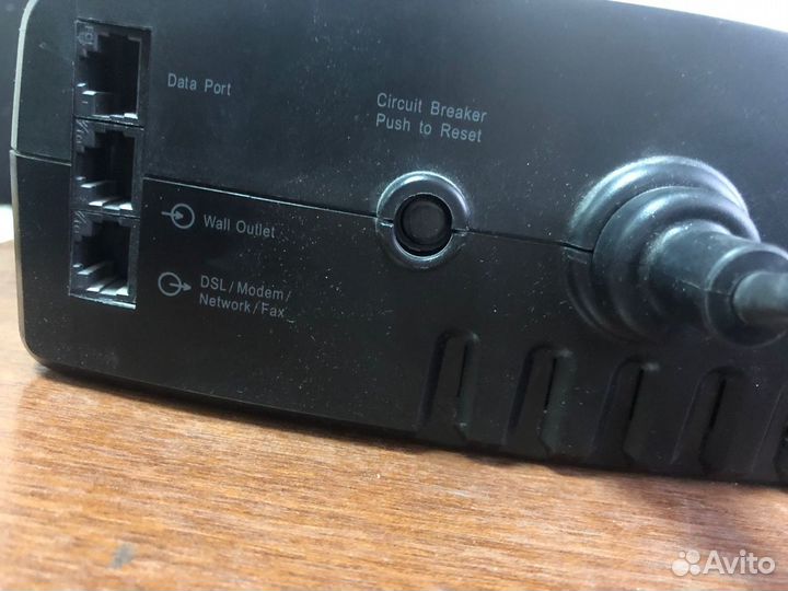 Источник бесперебойного питания APC Back-UPS ES700