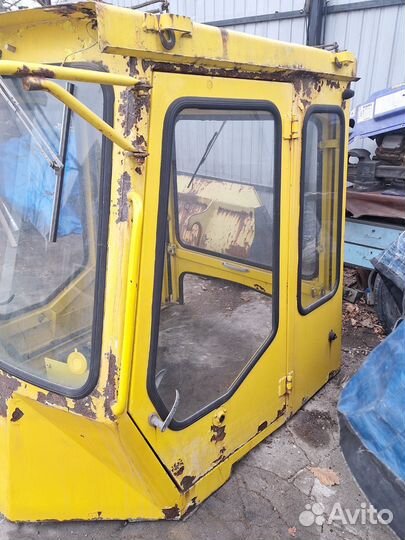 Фронтальный погрузчик Furukawa FL305, 2012